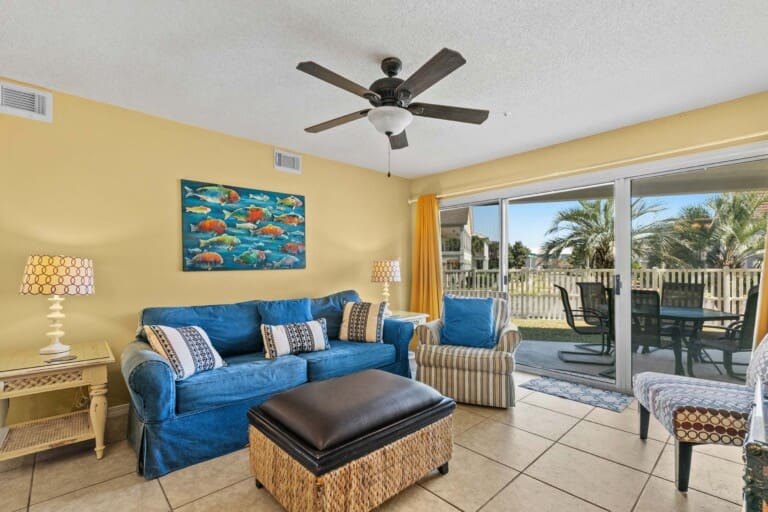 Ground floor pet friendly condo