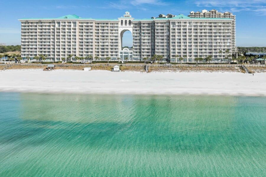 Majestic Sun Vacation Rentals ► Beach Condos in Destin #Vacation rentals destin florida