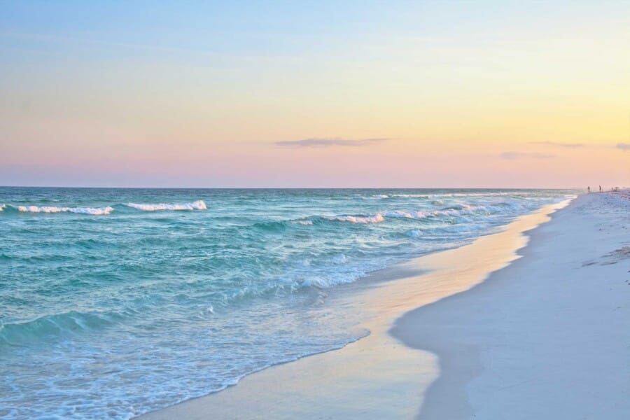 Crystal View Vacation Rentals ► Beach Condos in Destin #avalon destin