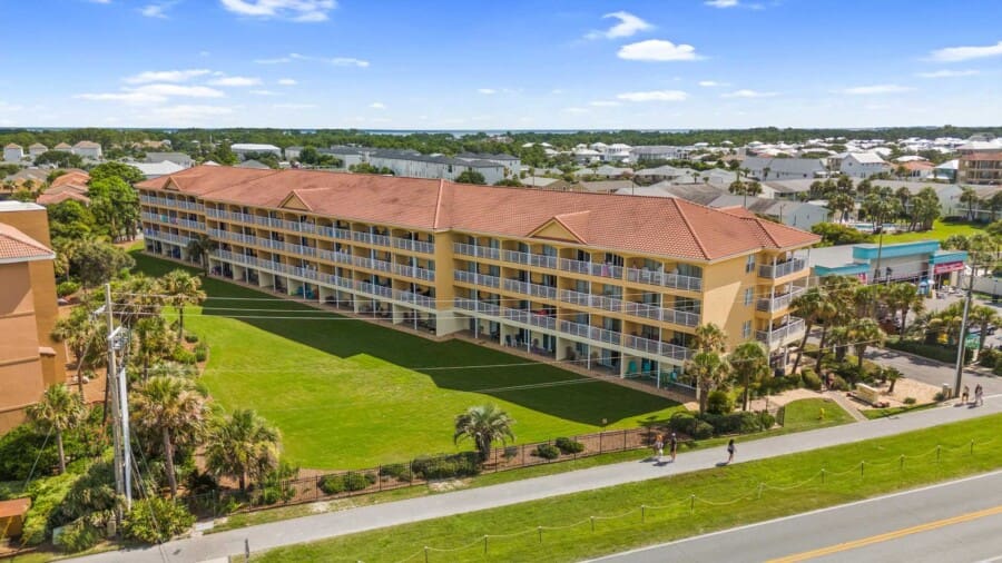 Ciboney Vacation Rentals ► Beach Condos in Destin #Family Friendly Condos in Destin