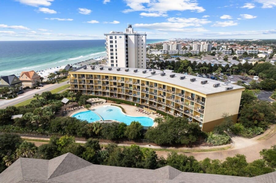 Beach Resort 213 - Condominium vacation rental Destin